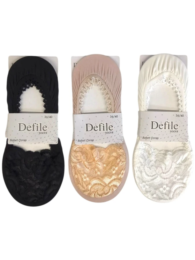 KADIN DEFİLE FİLE BABET