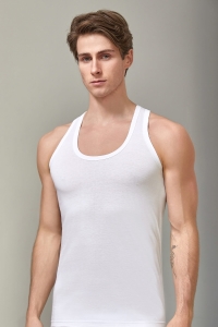 1001 BERRAK ERKEK ATLET NO:4